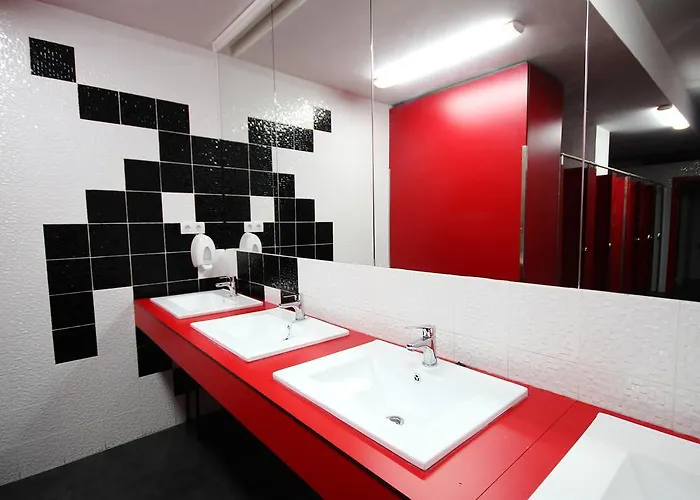 Хостел Botxo Gallery - Youth *